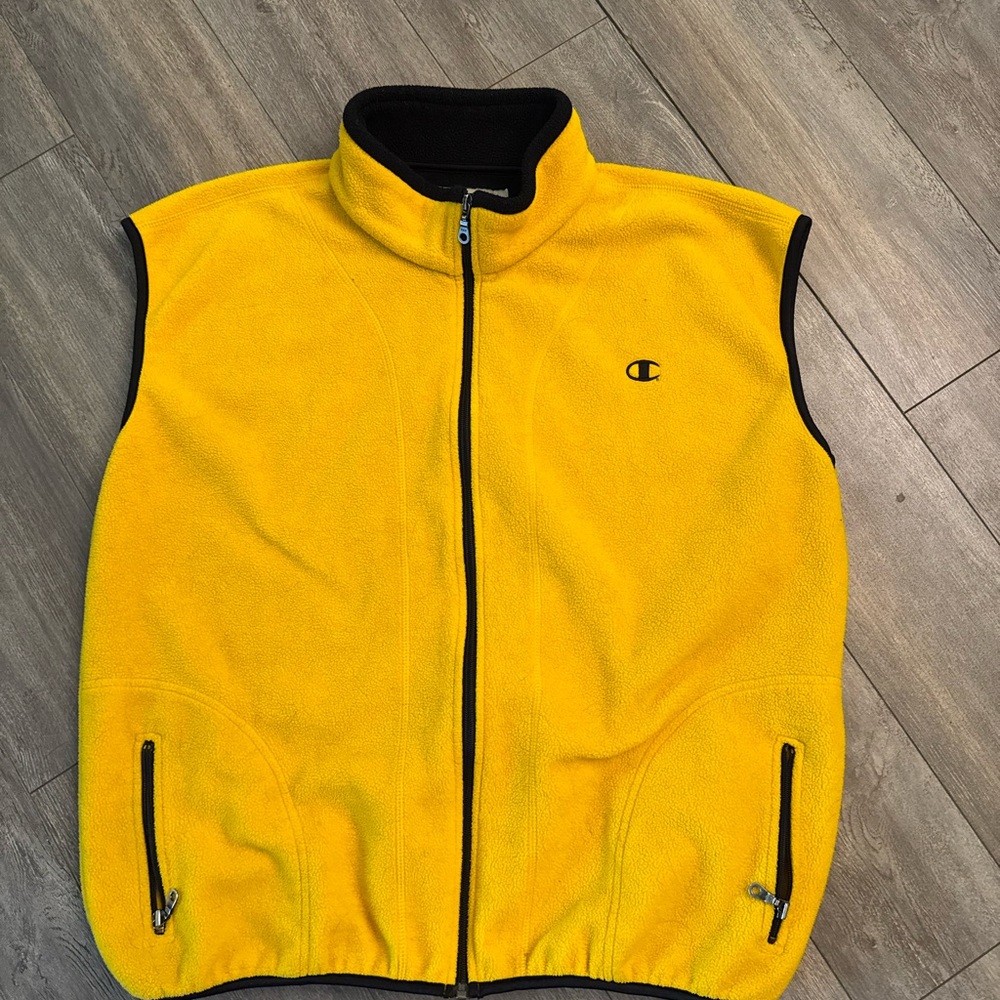 VINTAGE early 90’s champion men’s fleece vest